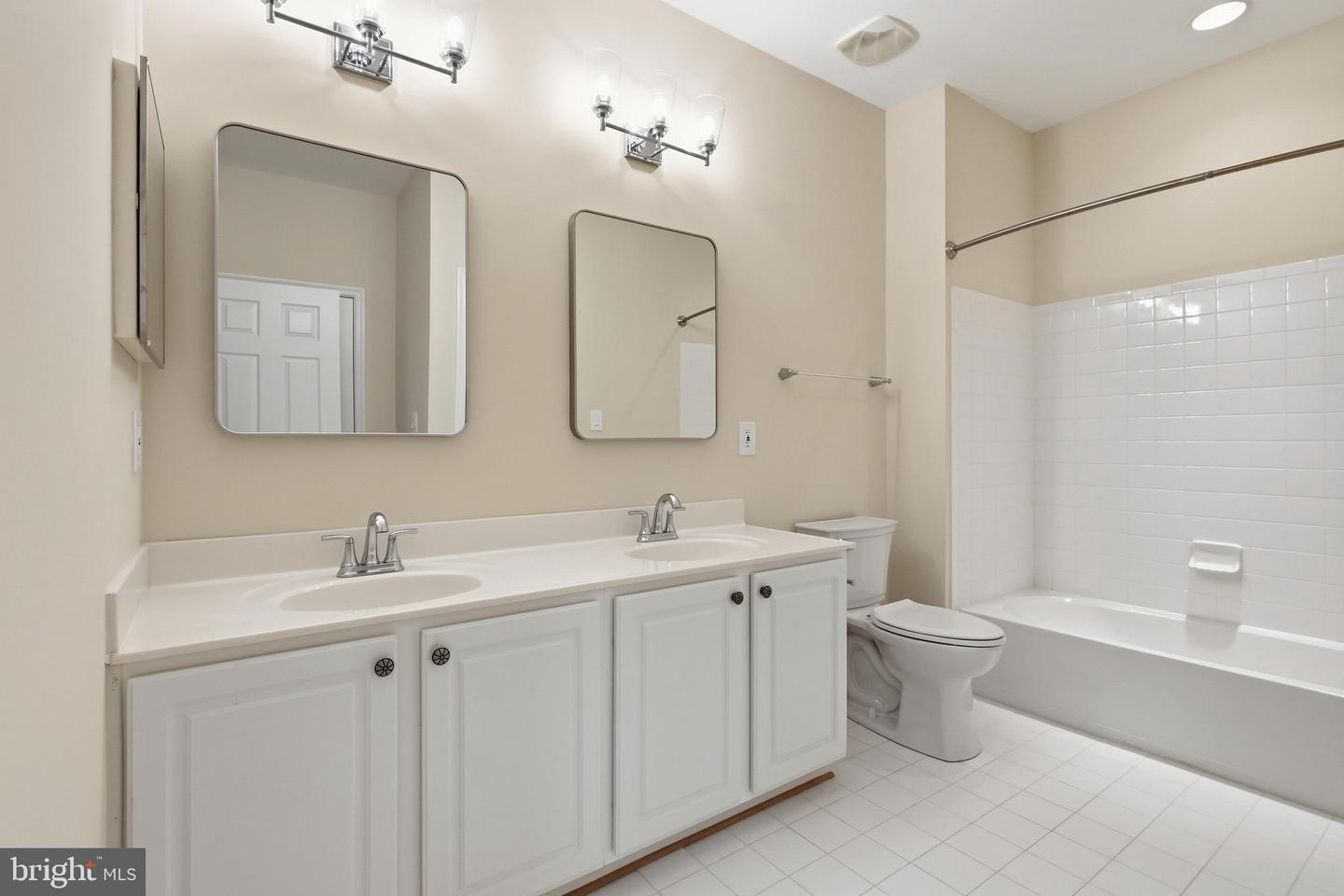 47616 Paulsen Sq Property Photo 30