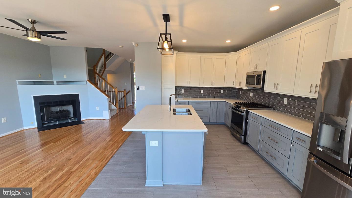 43975 Lords Valley Ter Property Photo 9