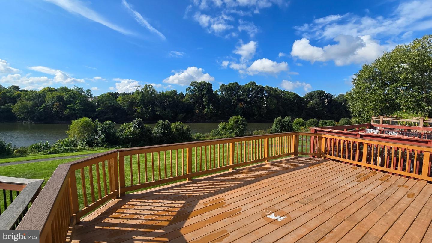 43975 Lords Valley Ter Property Photo 12