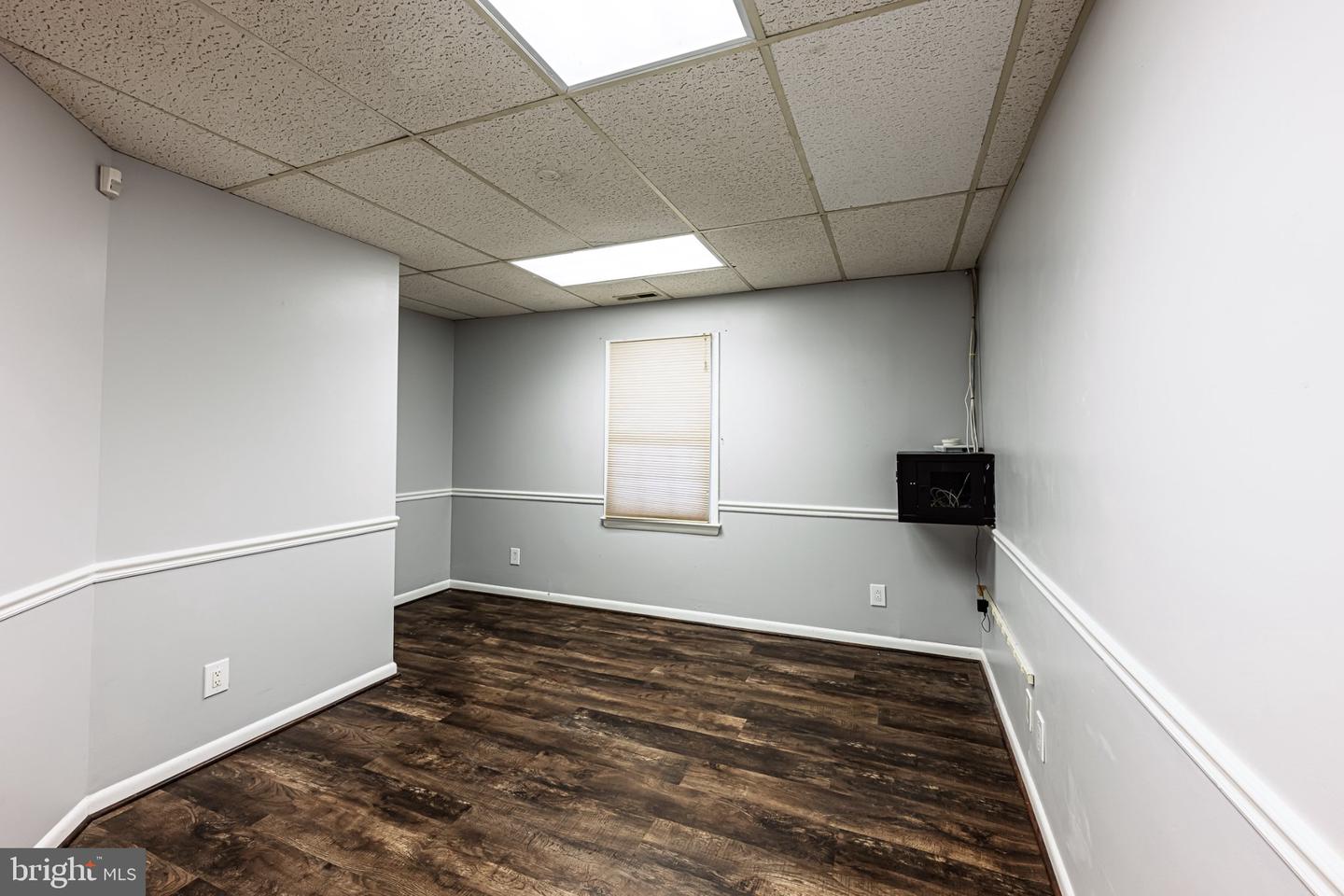 211 S King St #b Property Photo 3
