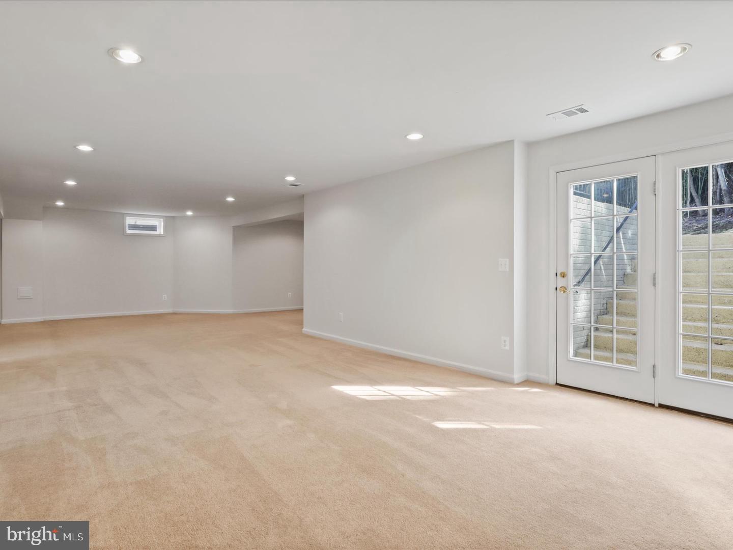 43417 Spring Cellar Ct Property Photo 42