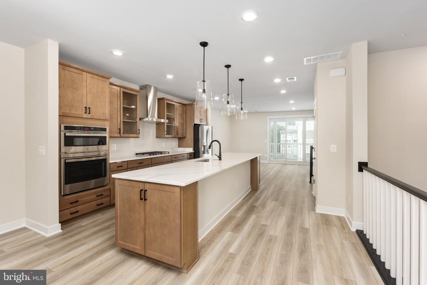 20792 Cloongee Ter Property Photo 2