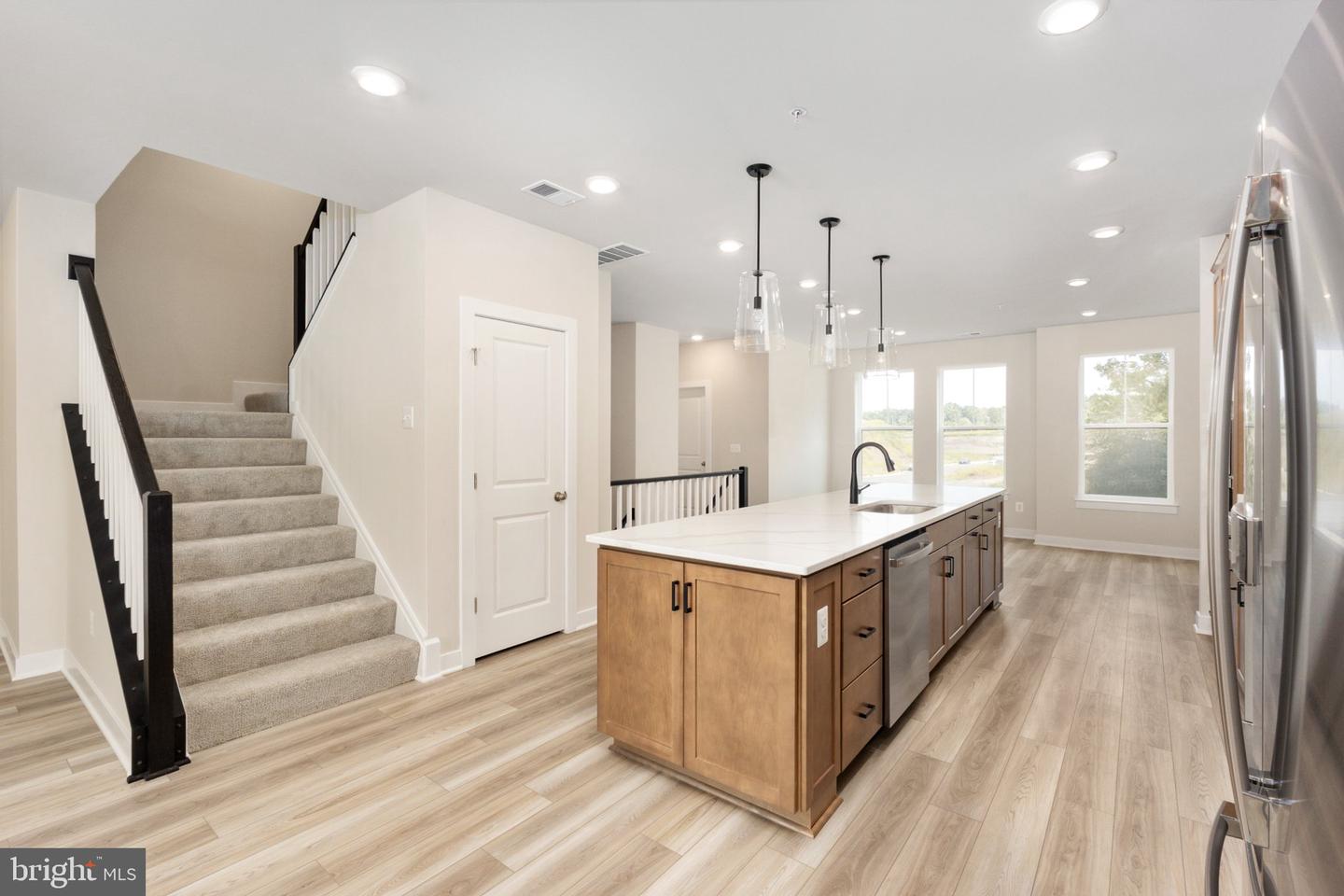 20792 Cloongee Ter Property Photo 13