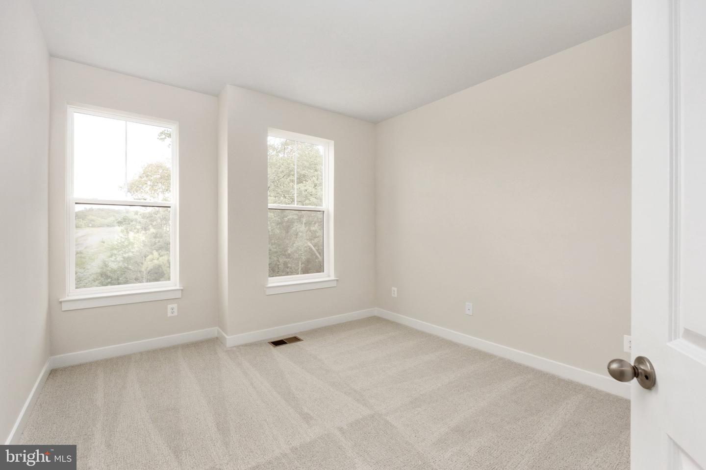 20792 Cloongee Ter Property Photo 23