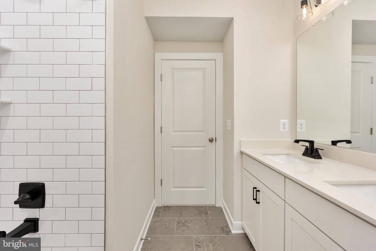 20792 Cloongee Ter Property Photo 24