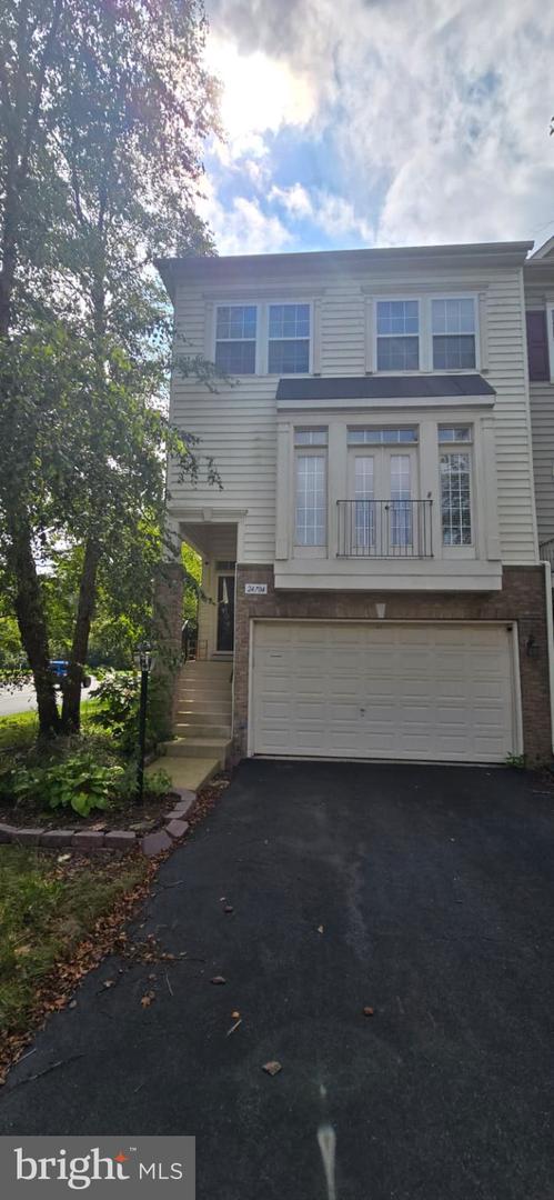 24704 CLOCK TOWER SQ Property Photo 1