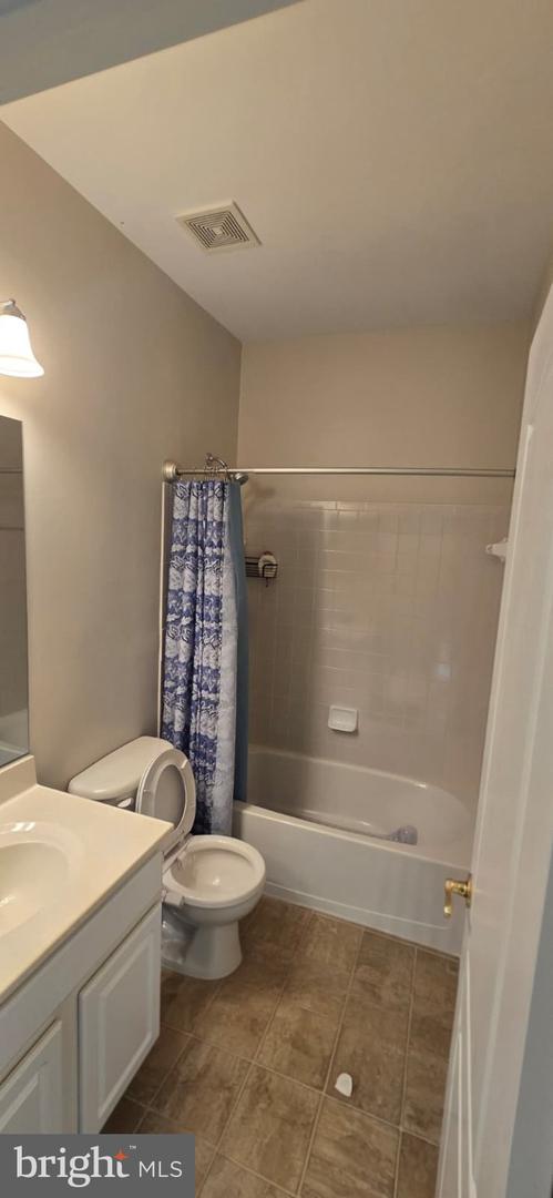 24704 Clock Tower Sq Property Photo 14
