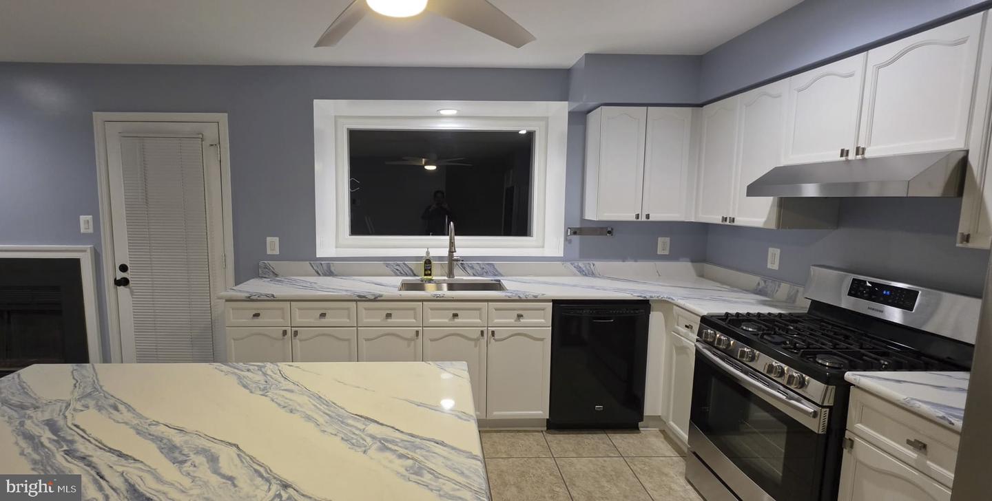 21780 Canfield Ter Property Photo 8