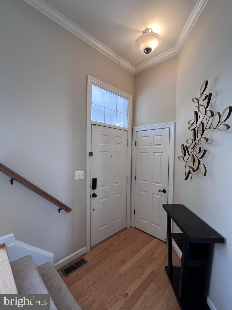 47692 Woolcott Sq Property Photo 3