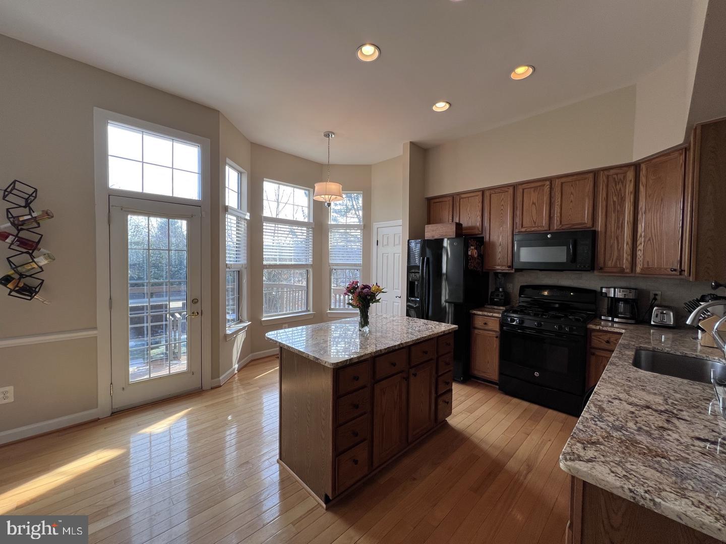 47692 Woolcott Sq Property Photo 19
