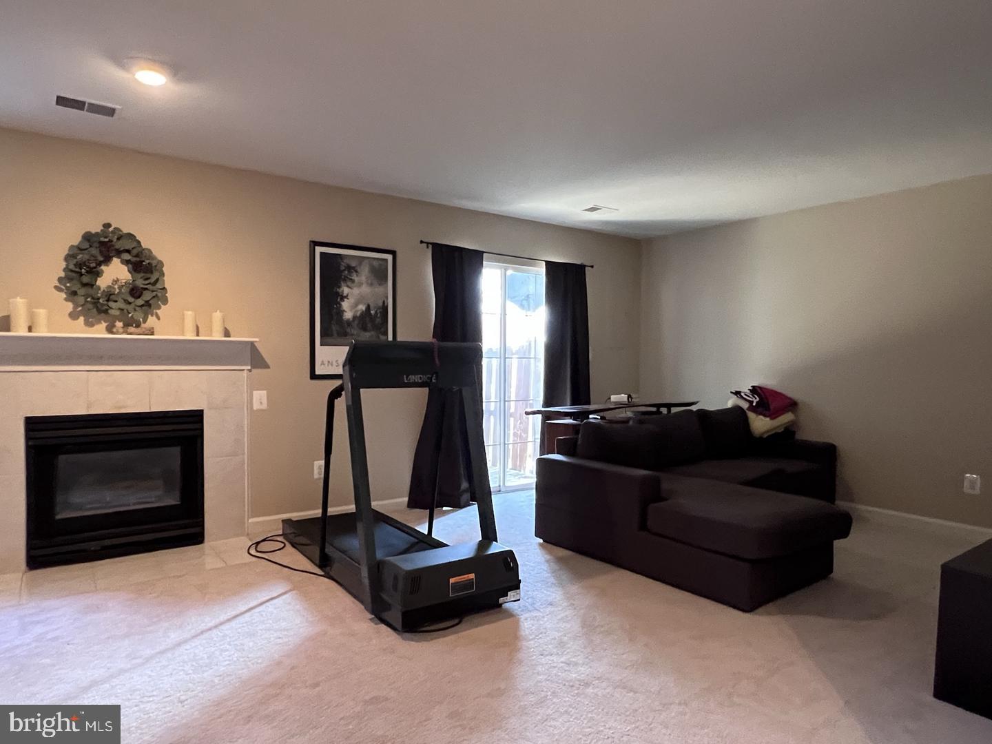 47692 Woolcott Sq Property Photo 34