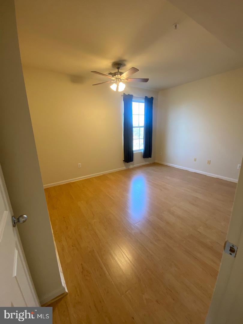 20445 Chesapeake Sq #300 Property Photo 15