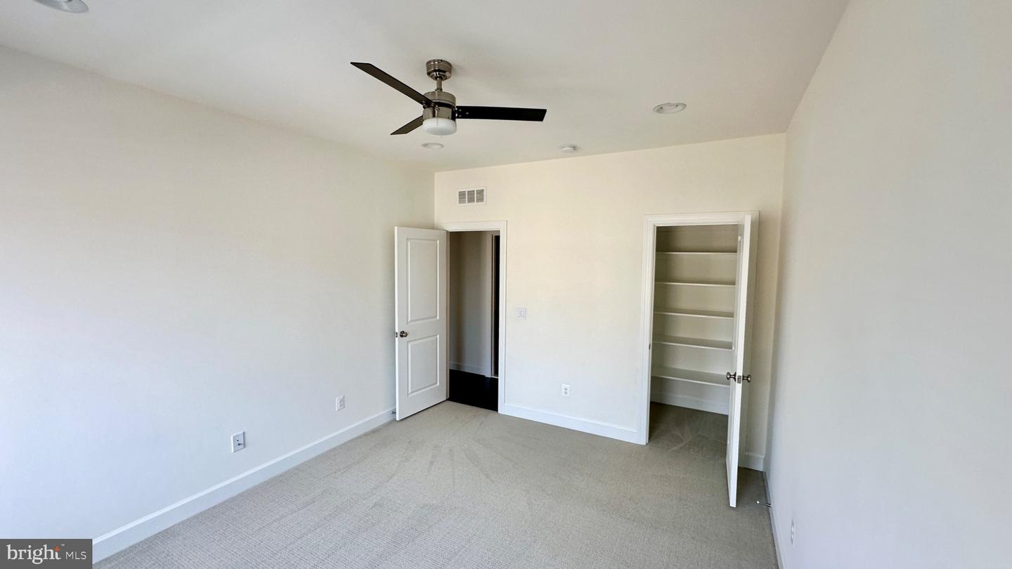 20265 Oak Bluff Dr Property Photo 29