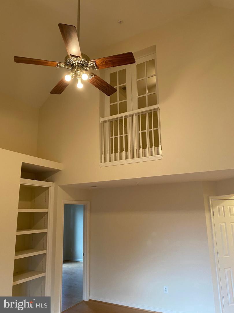 20445 Chesapeake Sq #300 Property Photo 6