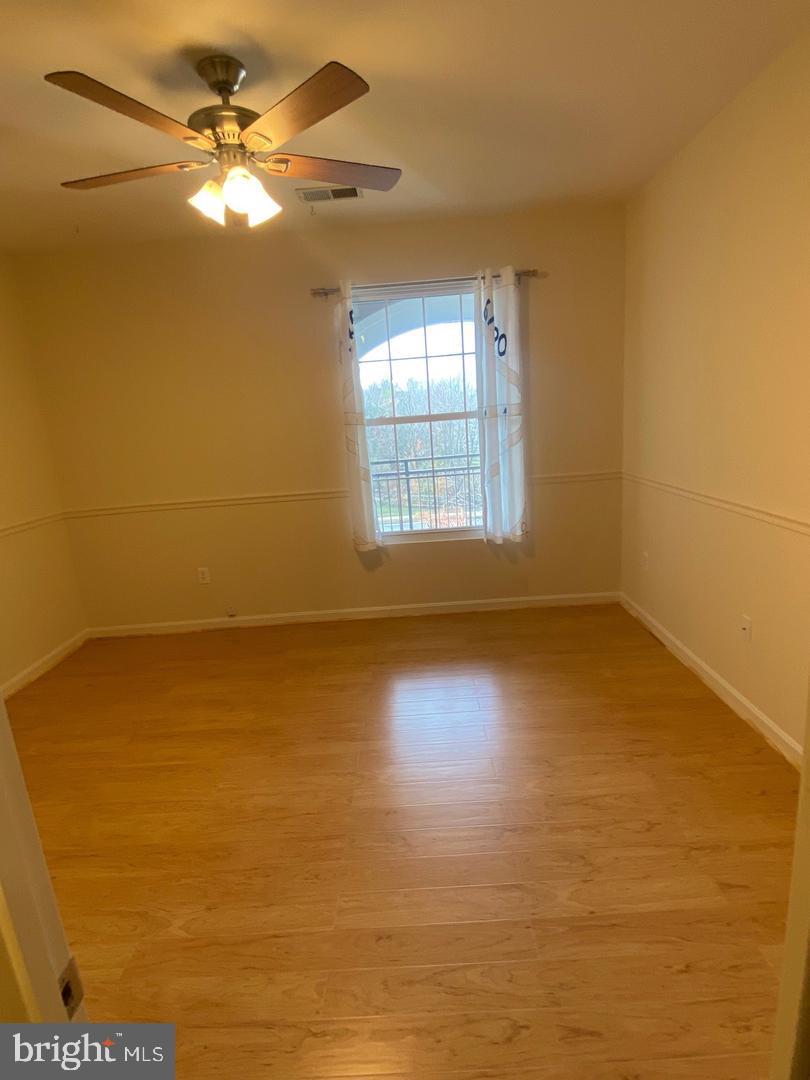 20445 Chesapeake Sq #300 Property Photo 19