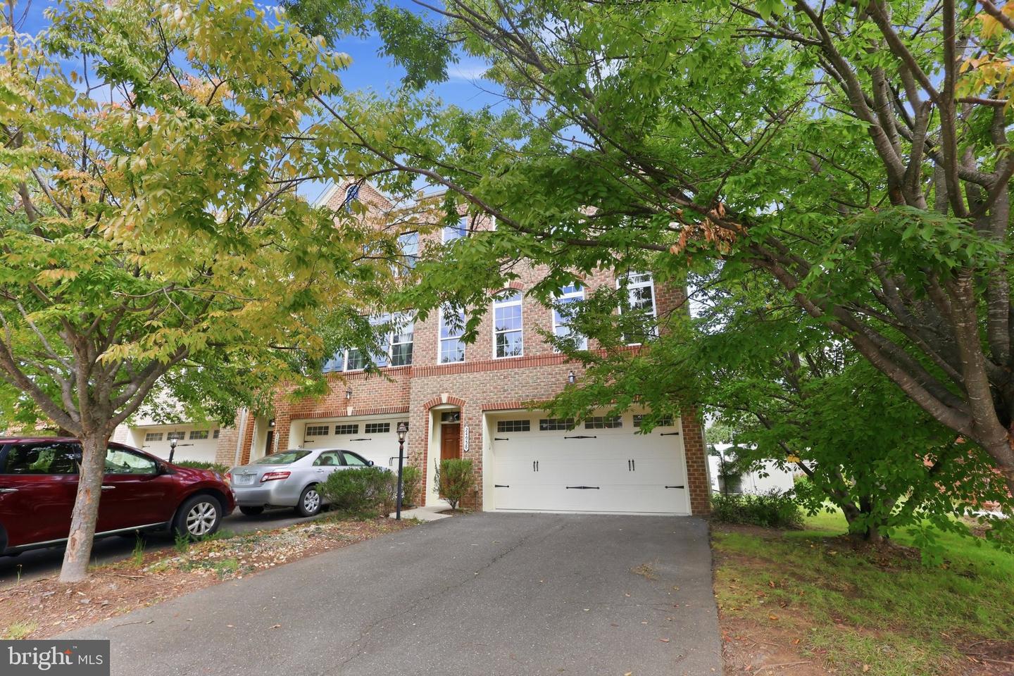 24958 Ashgarten Dr Property Photo 1