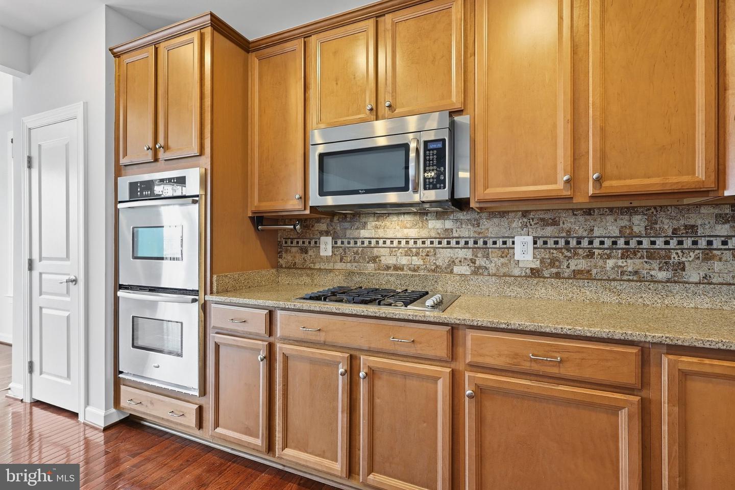 24958 Ashgarten Dr Property Photo 16