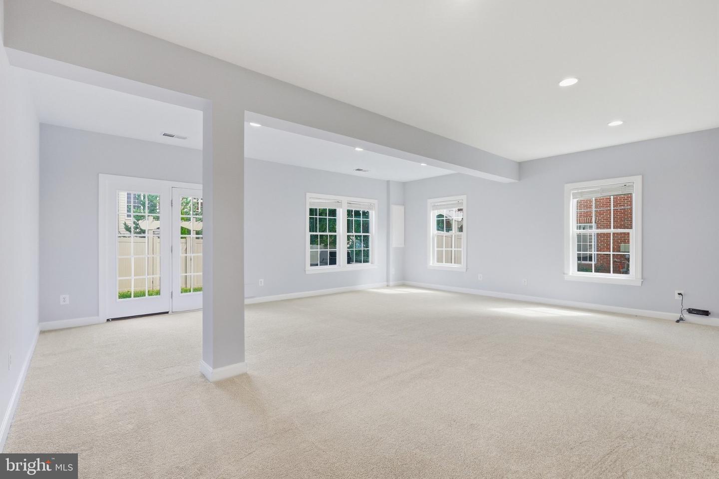 24958 Ashgarten Dr Property Photo 31