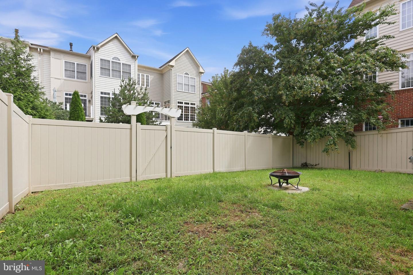 24958 Ashgarten Dr Property Photo 35