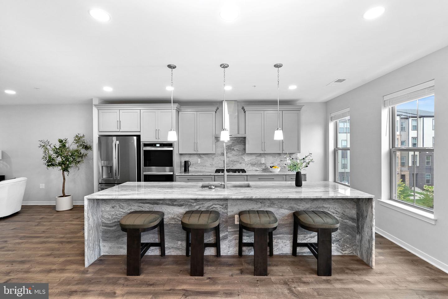 45954 RAVEN TER Property Photo 1