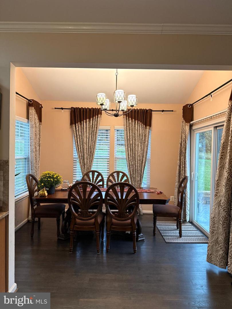25615 Laughter Dr Property Photo 10