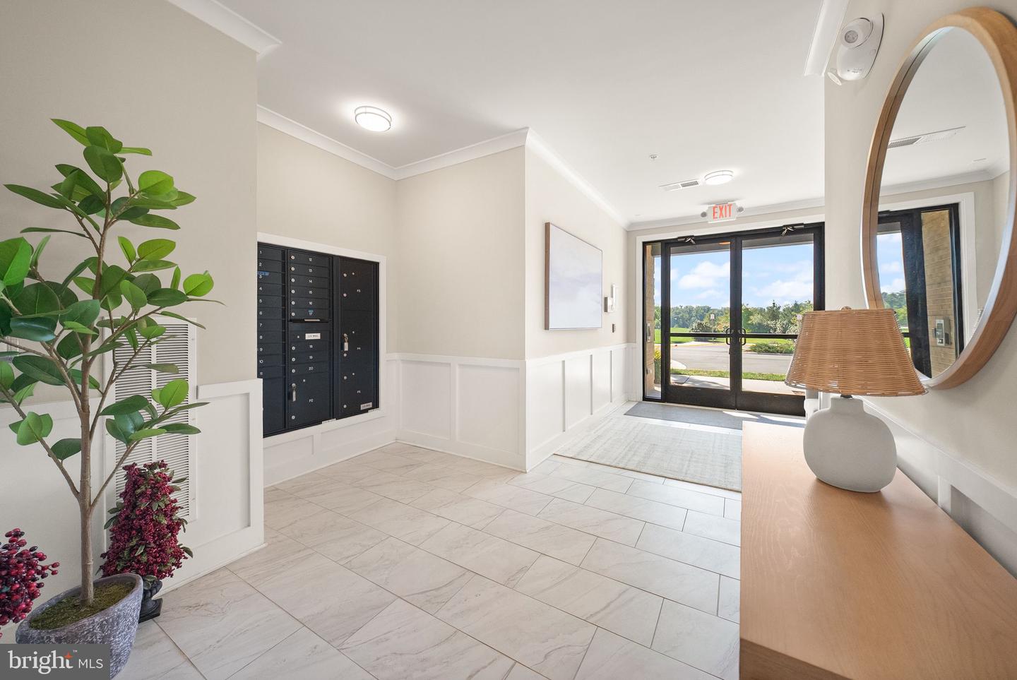 42874 Firefly Sonata Ter #409 Property Photo 6
