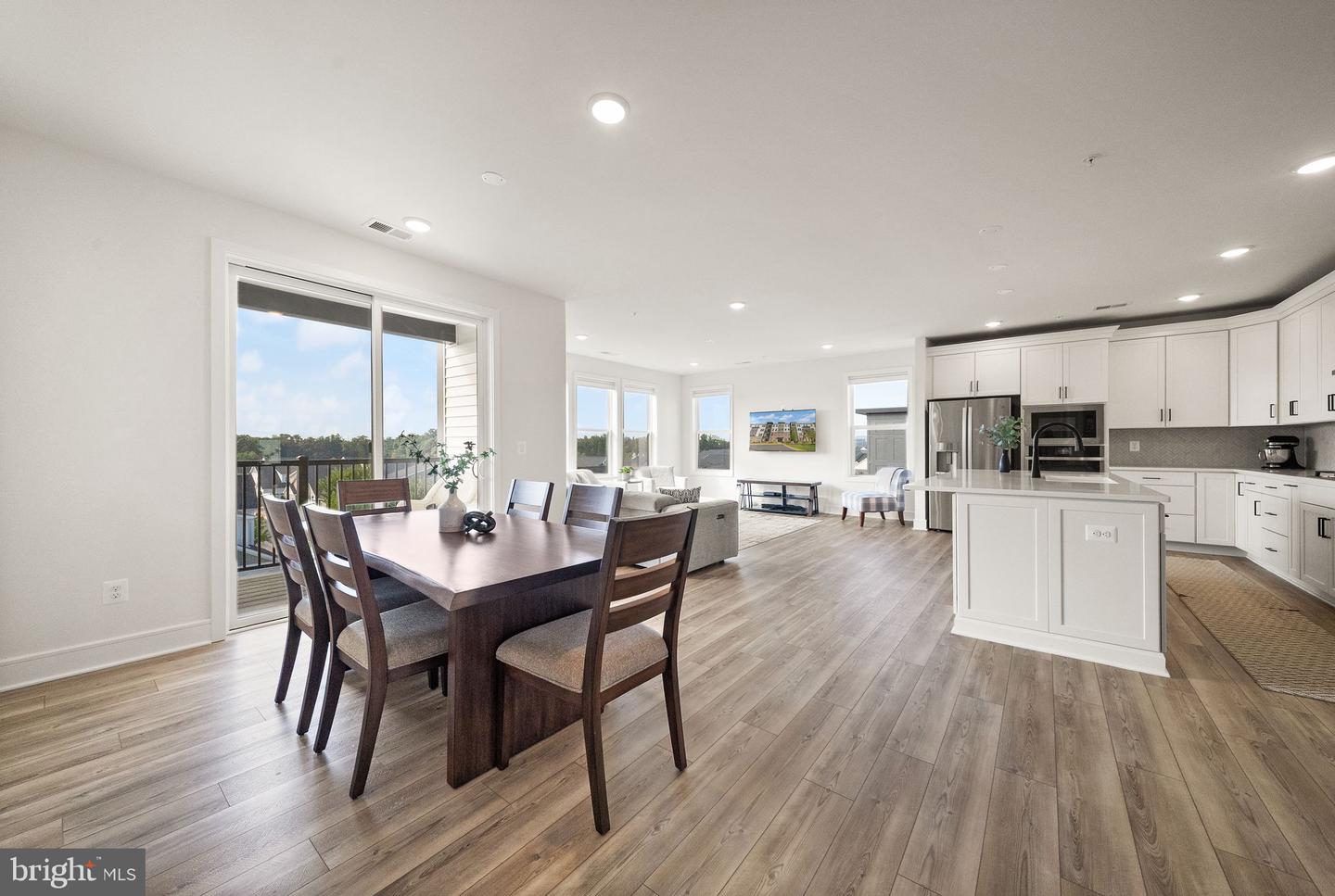 42874 Firefly Sonata Ter #409 Property Photo 10