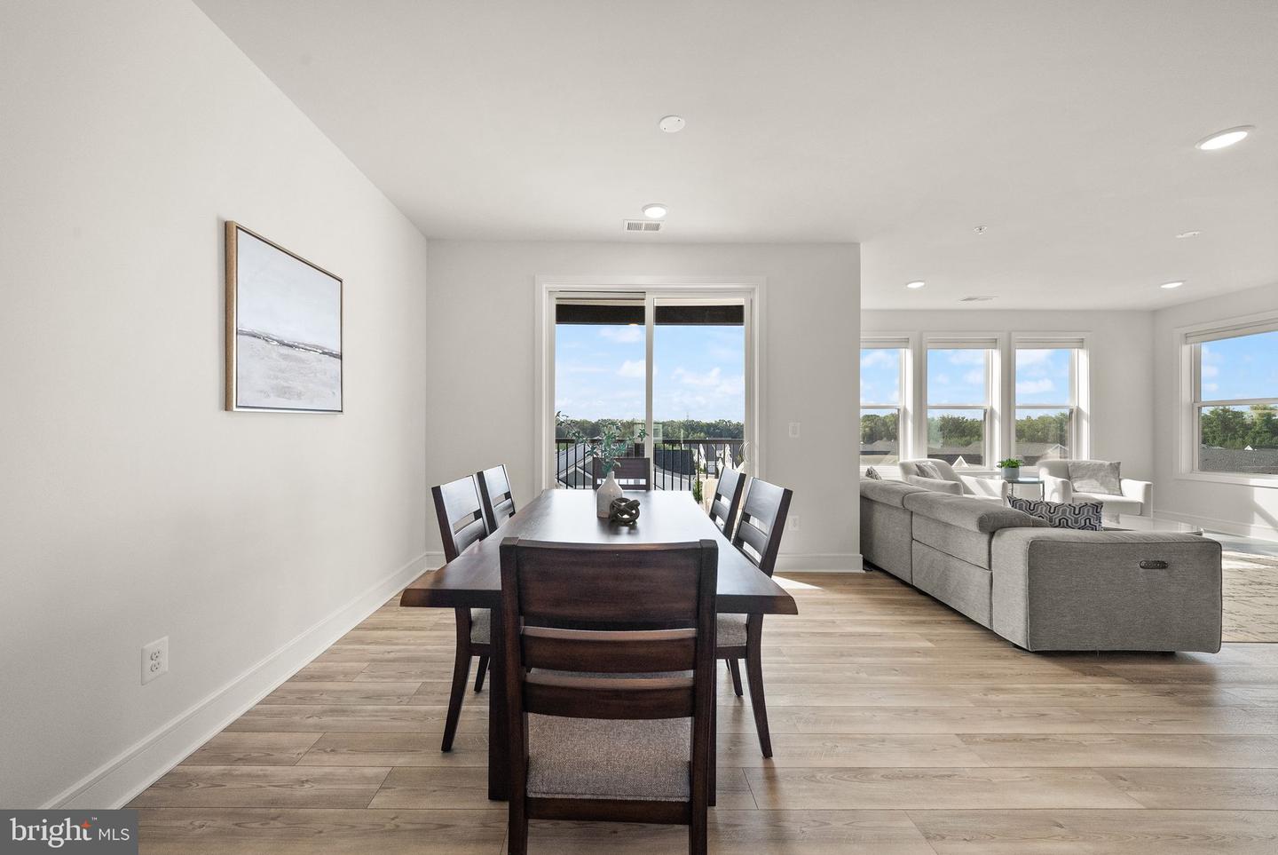 42874 Firefly Sonata Ter #409 Property Photo 11