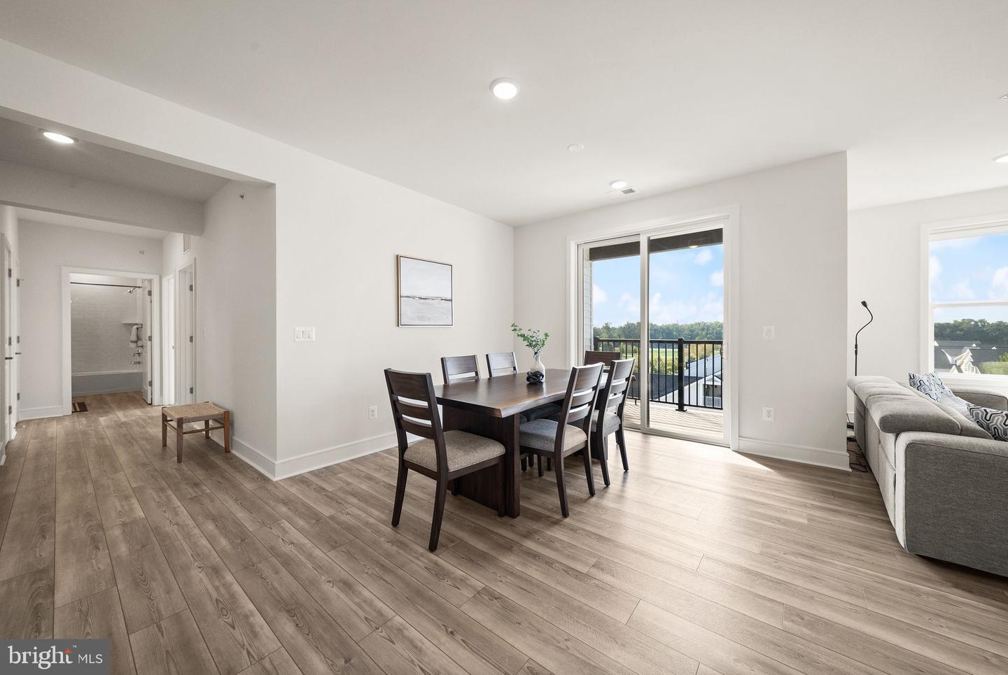 42874 Firefly Sonata Ter #409 Property Photo 13