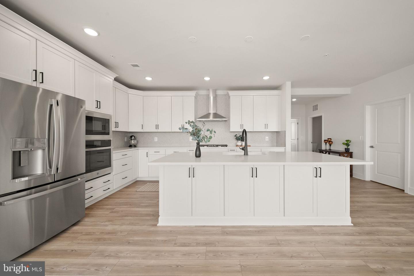 42874 Firefly Sonata Ter #409 Property Photo 21