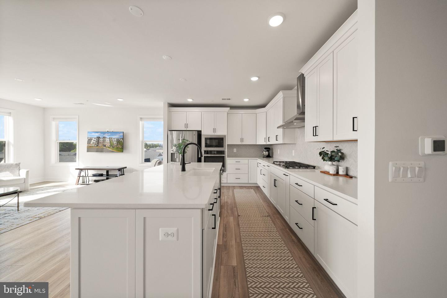 42874 Firefly Sonata Ter #409 Property Photo 24