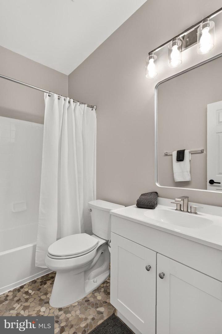 22932 Golden Plover Pl Property Photo 47
