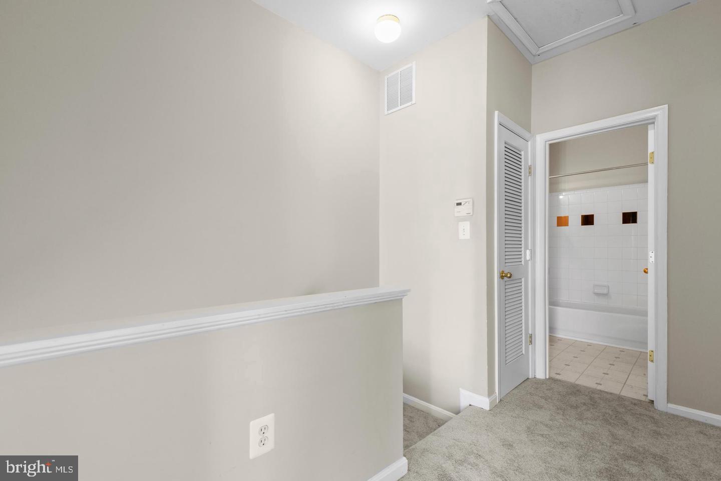 21844 Kelsey Sq Property Photo 20