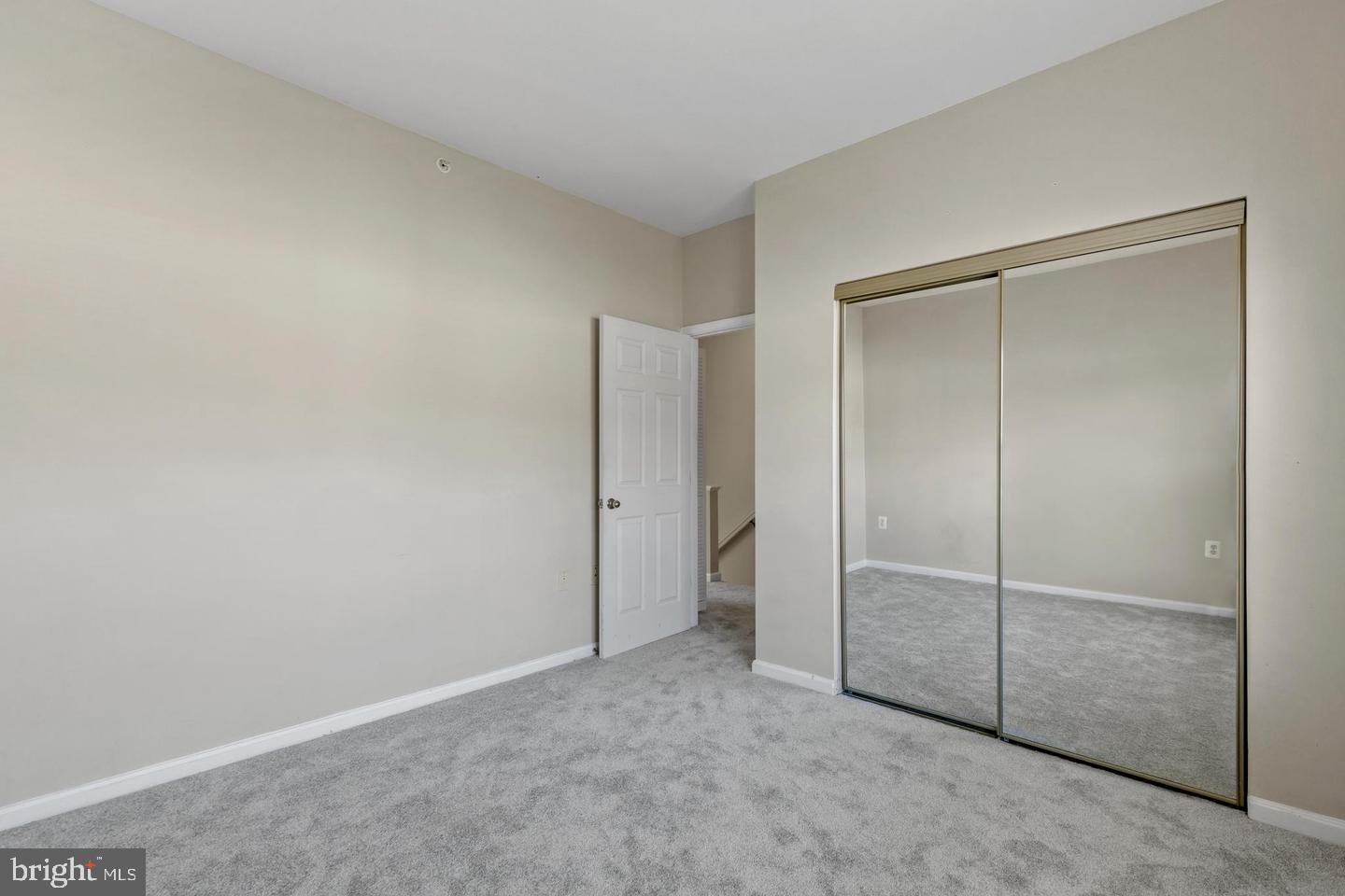 21844 Kelsey Sq Property Photo 24