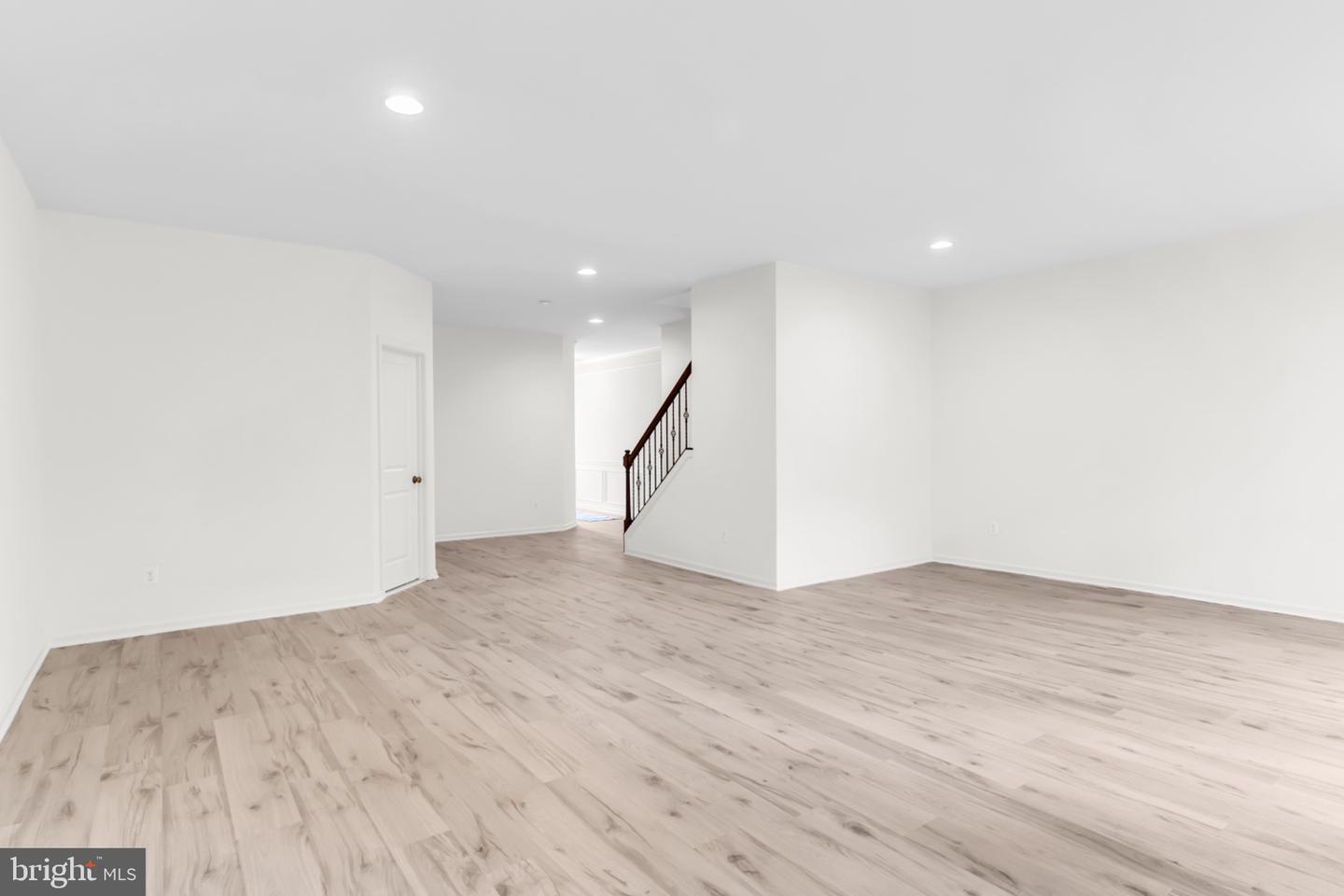 42279 Fox Tracks Ter Property Photo 9