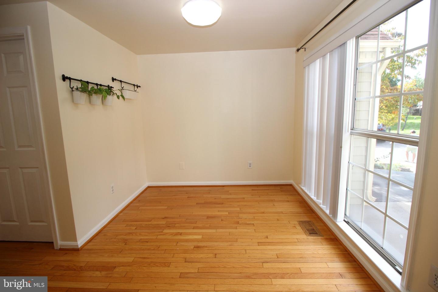 21161 Crocus Ter Property Photo 5