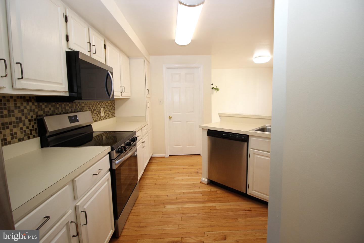 21161 Crocus Ter Property Photo 6