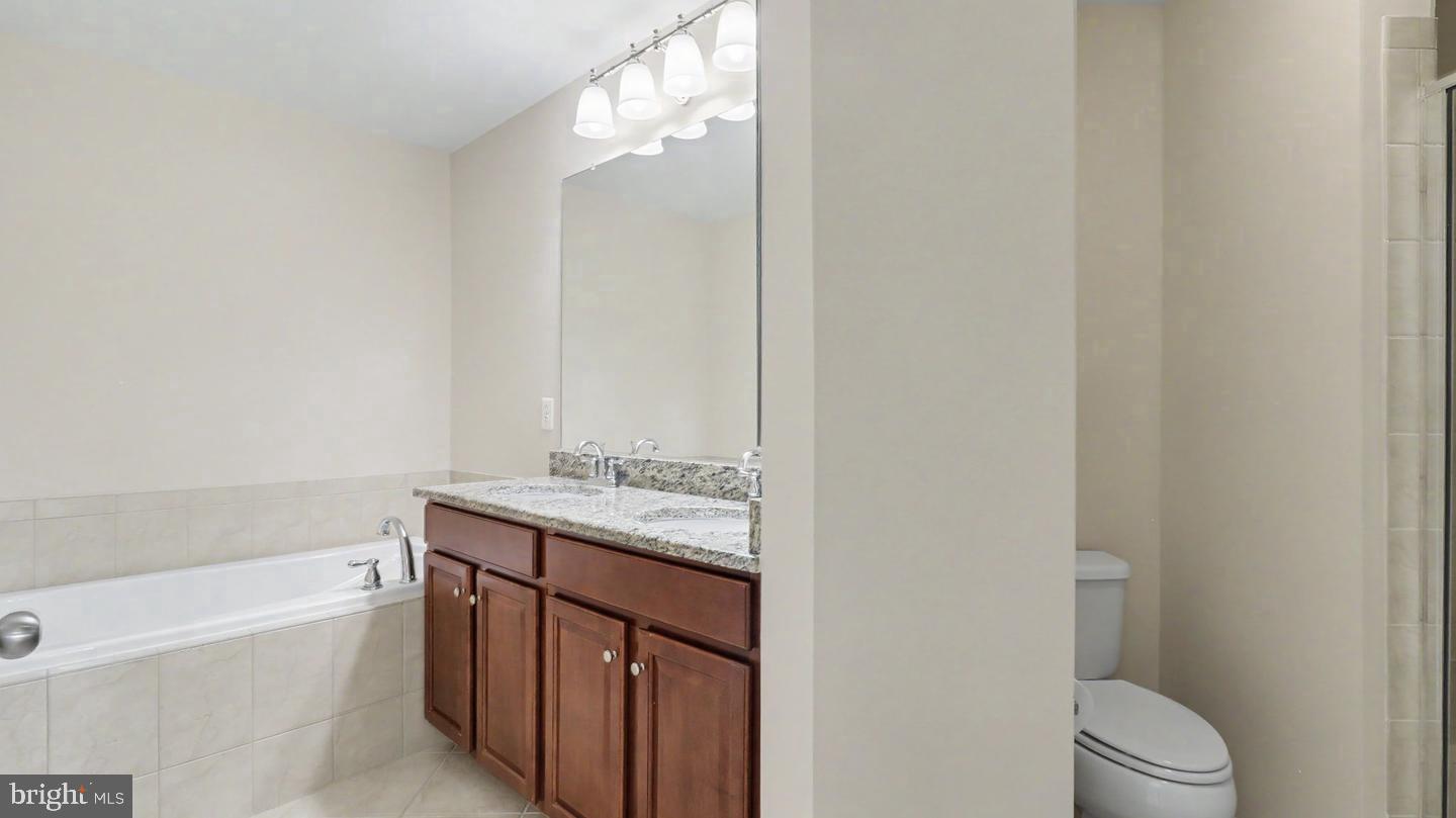 42371 Trellis Sq Property Photo 37