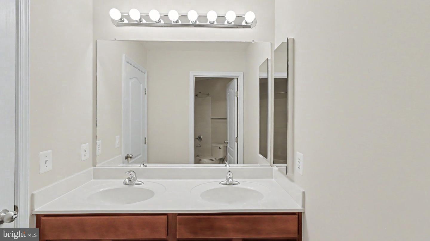 42371 Trellis Sq Property Photo 55