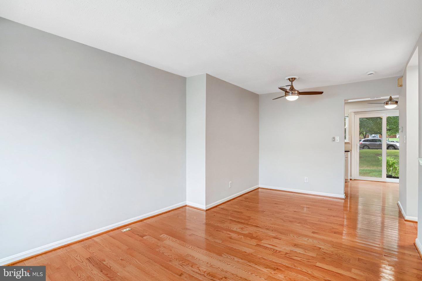 46775 Macaw Sq Property Photo 7
