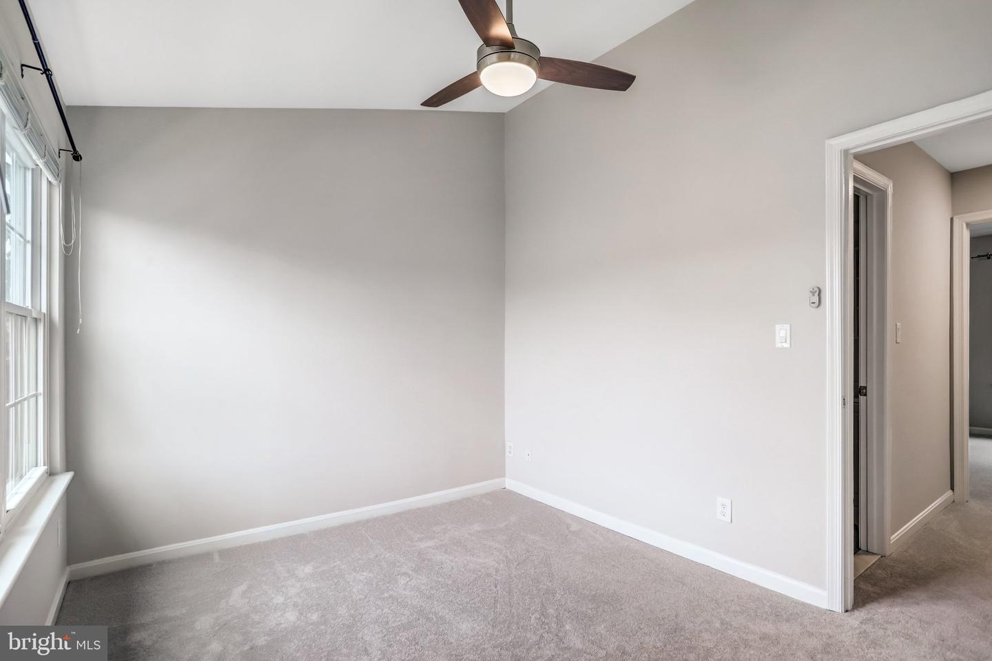 46775 Macaw Sq Property Photo 25