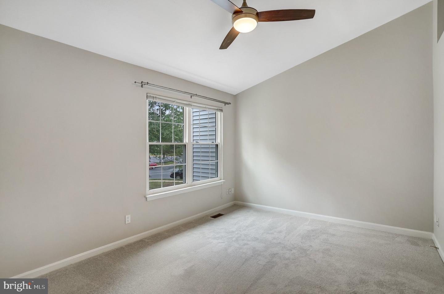 46775 Macaw Sq Property Photo 26