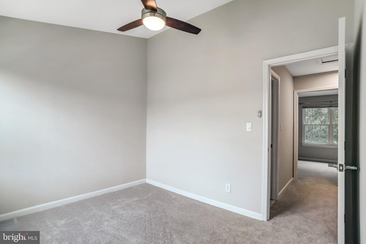 46775 Macaw Sq Property Photo 33
