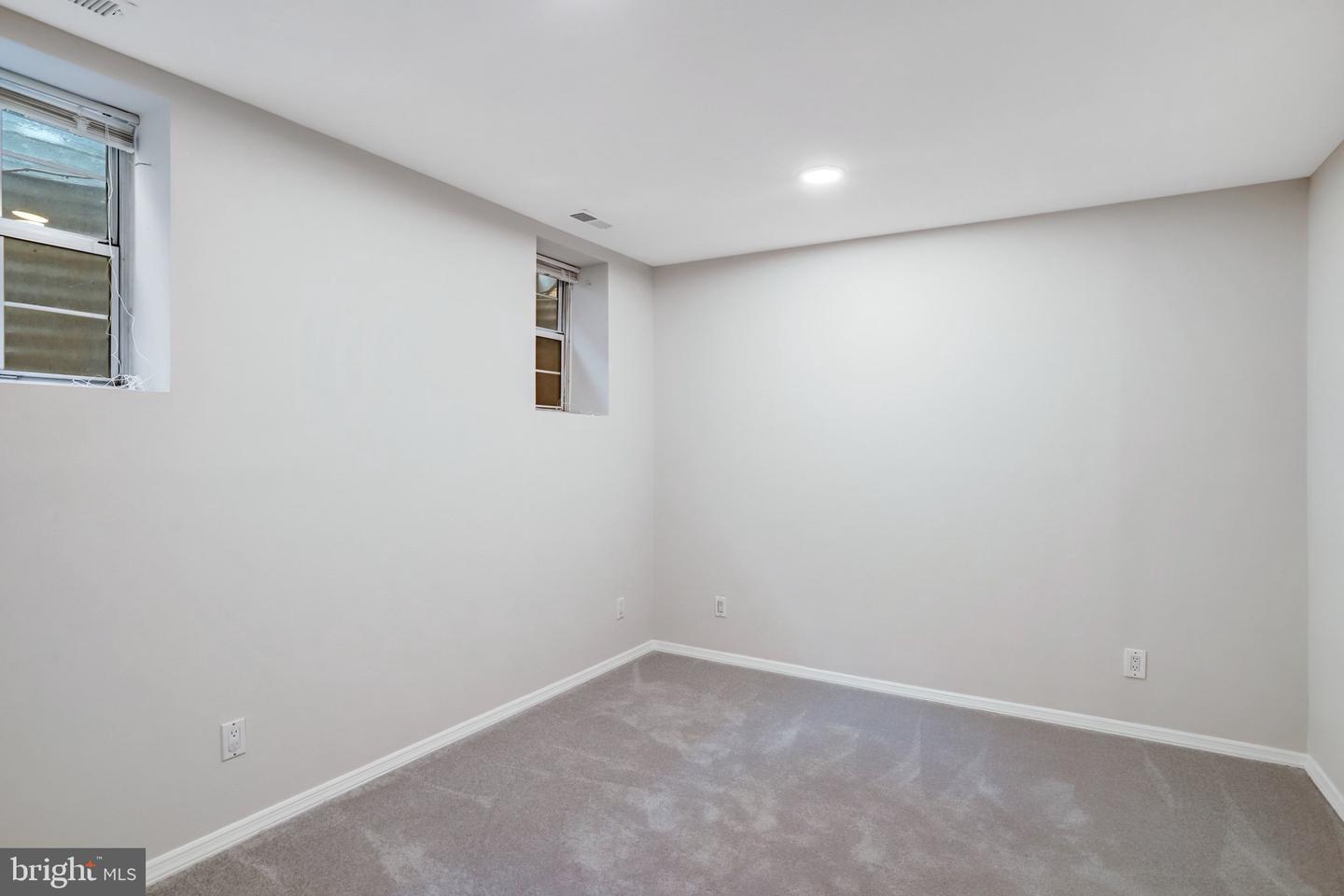 46775 Macaw Sq Property Photo 35