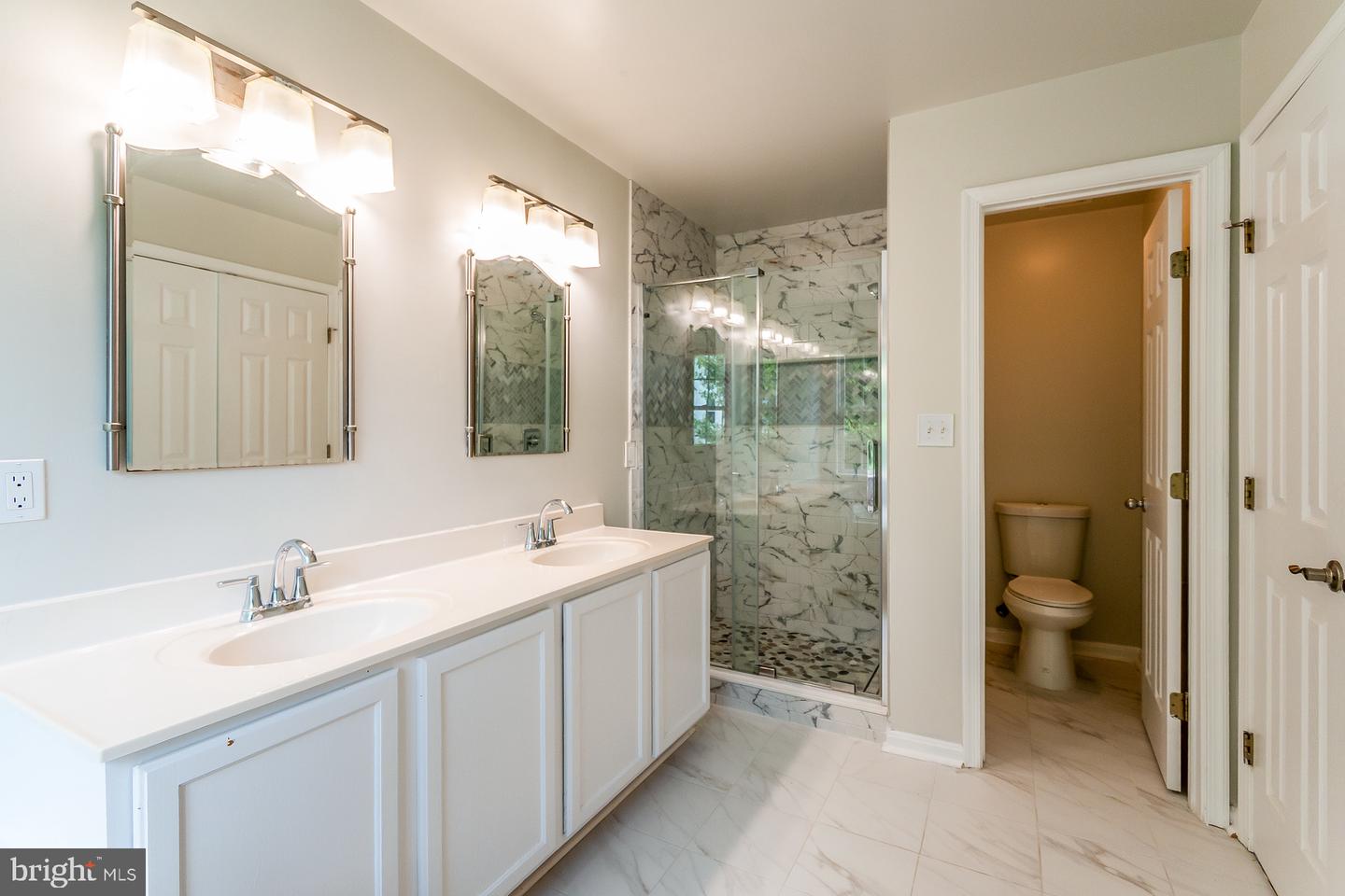 17292 Magic Mountain Dr Property Photo 11
