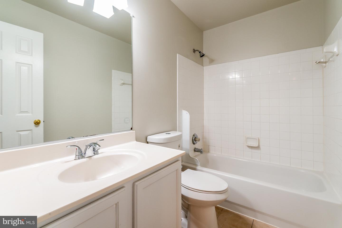 17292 Magic Mountain Dr Property Photo 16