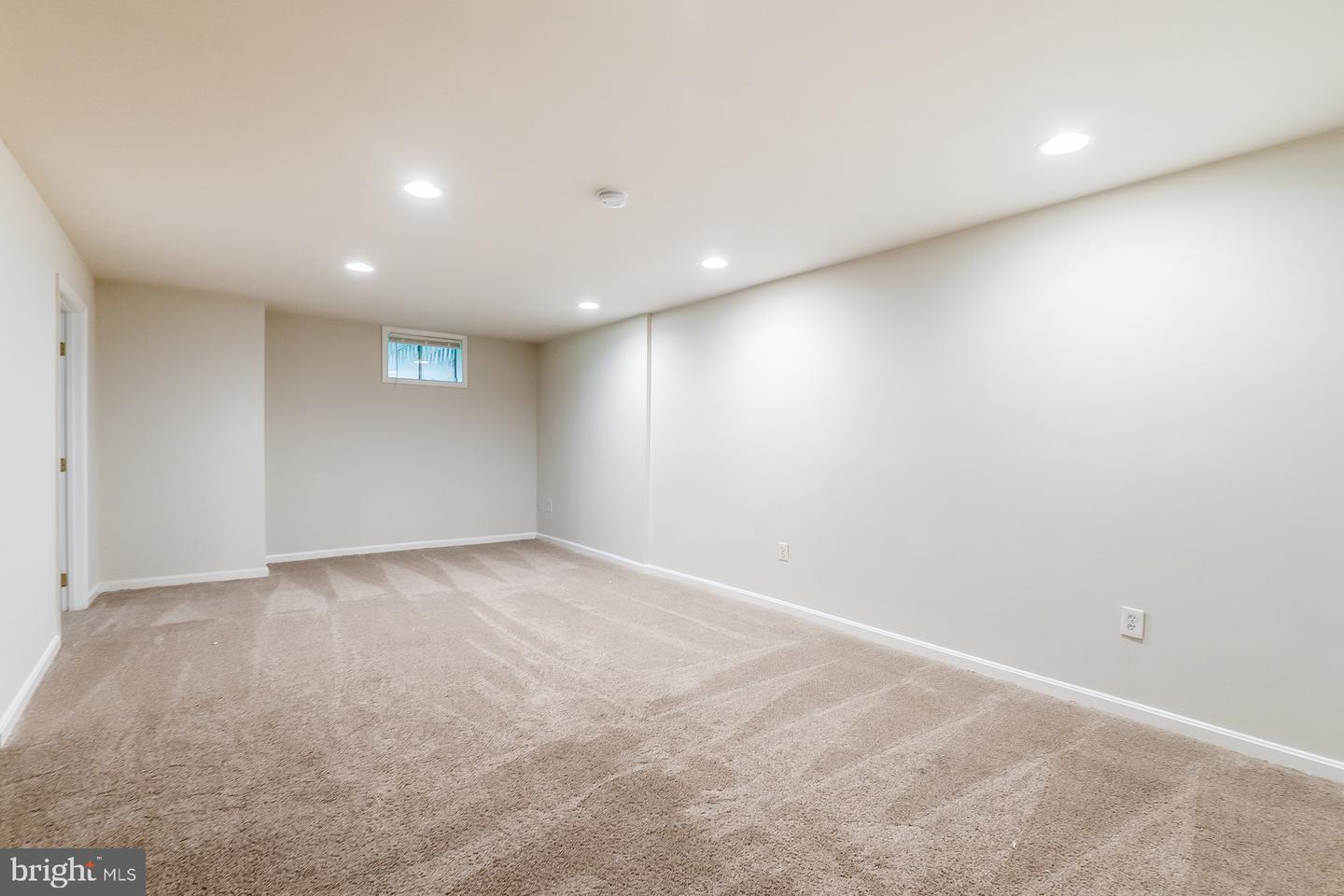 17292 Magic Mountain Dr Property Photo 17