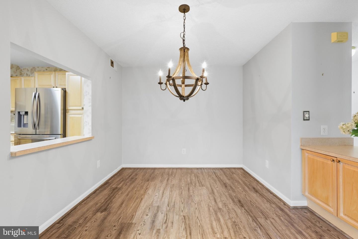 19385 Cypress Ridge Ter #604 Property Photo 6
