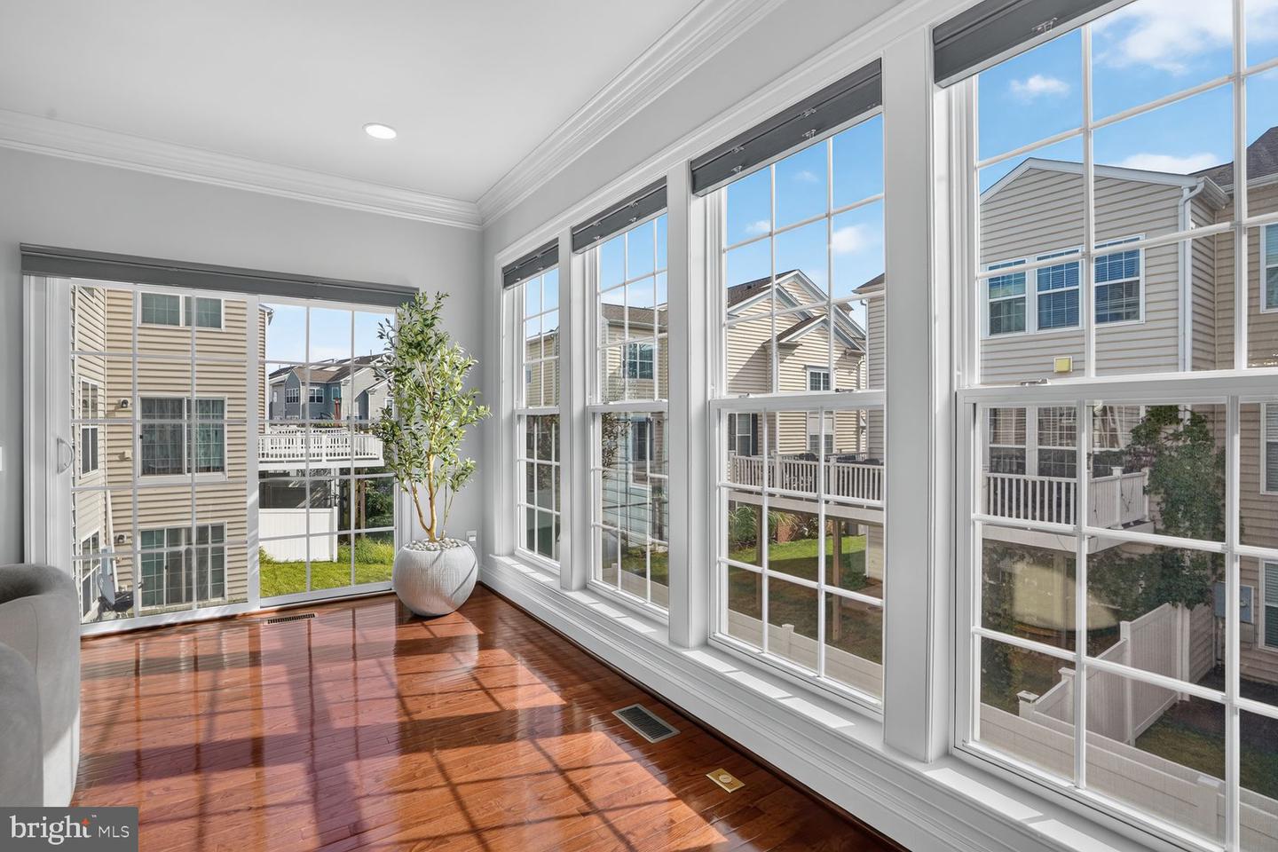 43549 White Cap Ter Property Photo 8