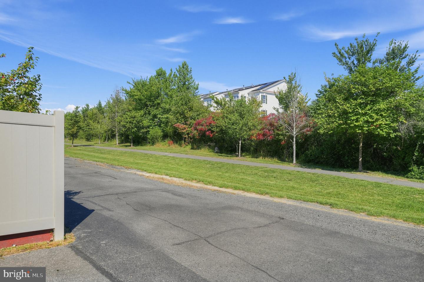 41716 Deer Grass Ter Property Photo 8